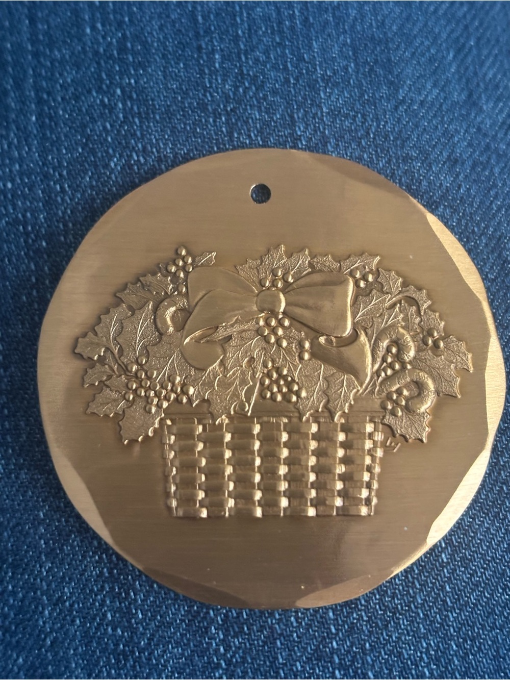 Wendell August Forge Longaberger Bronze Basket and Holly Holiday Ornament